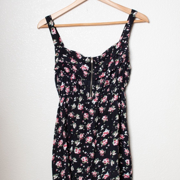 Floral sundress - Picture 2 of 4